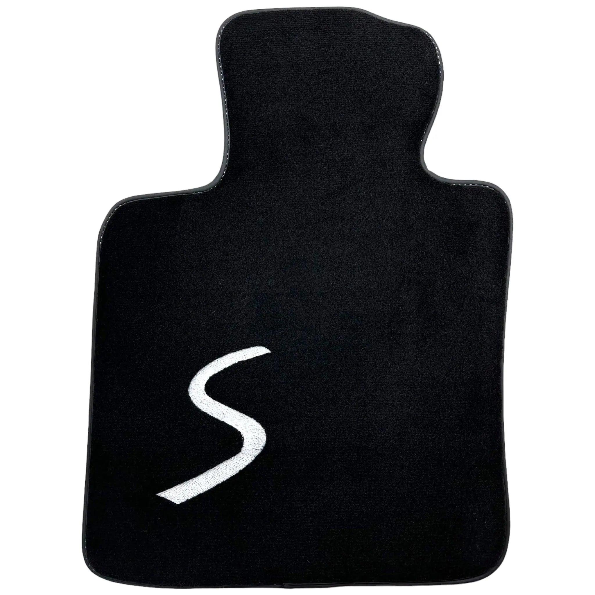 Black Floor Mats for Mini Clubman F54 (2015-2019) - AutoWin