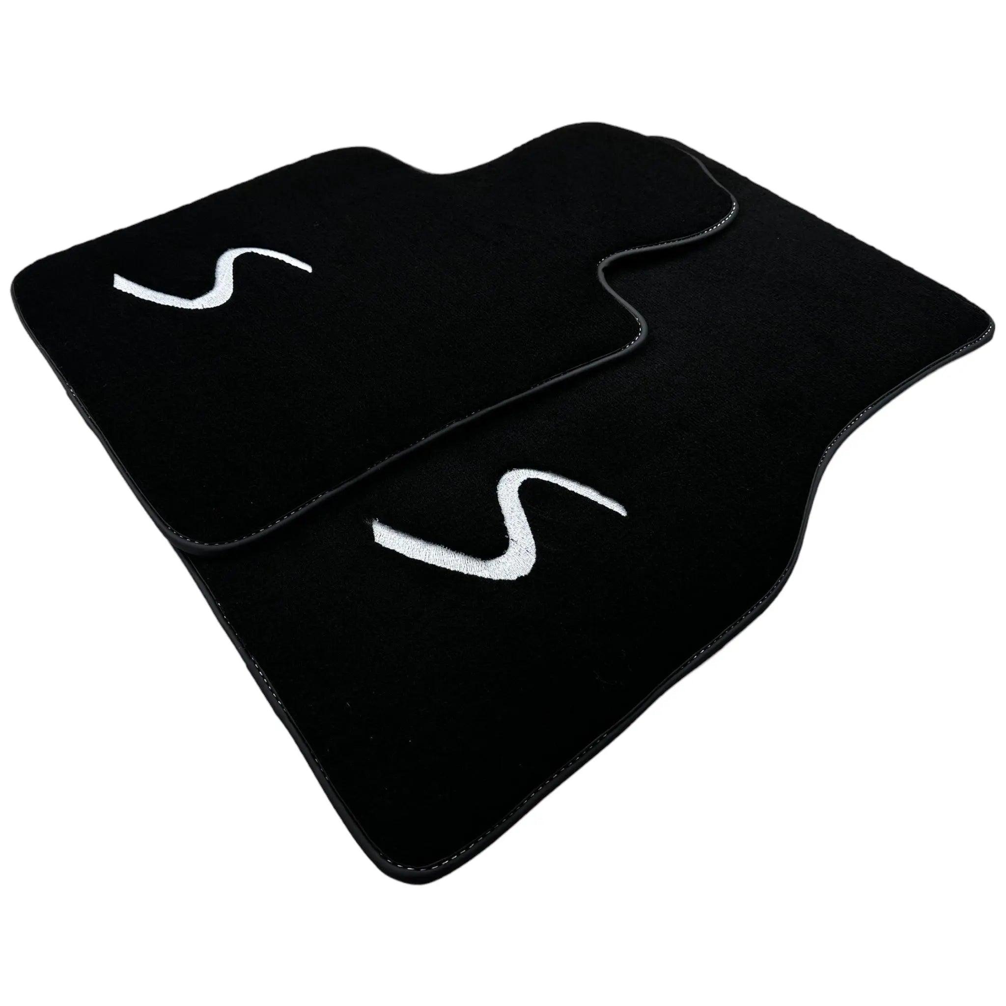 Black Floor Mats for Mini Clubman F54 (2015-2019) - AutoWin