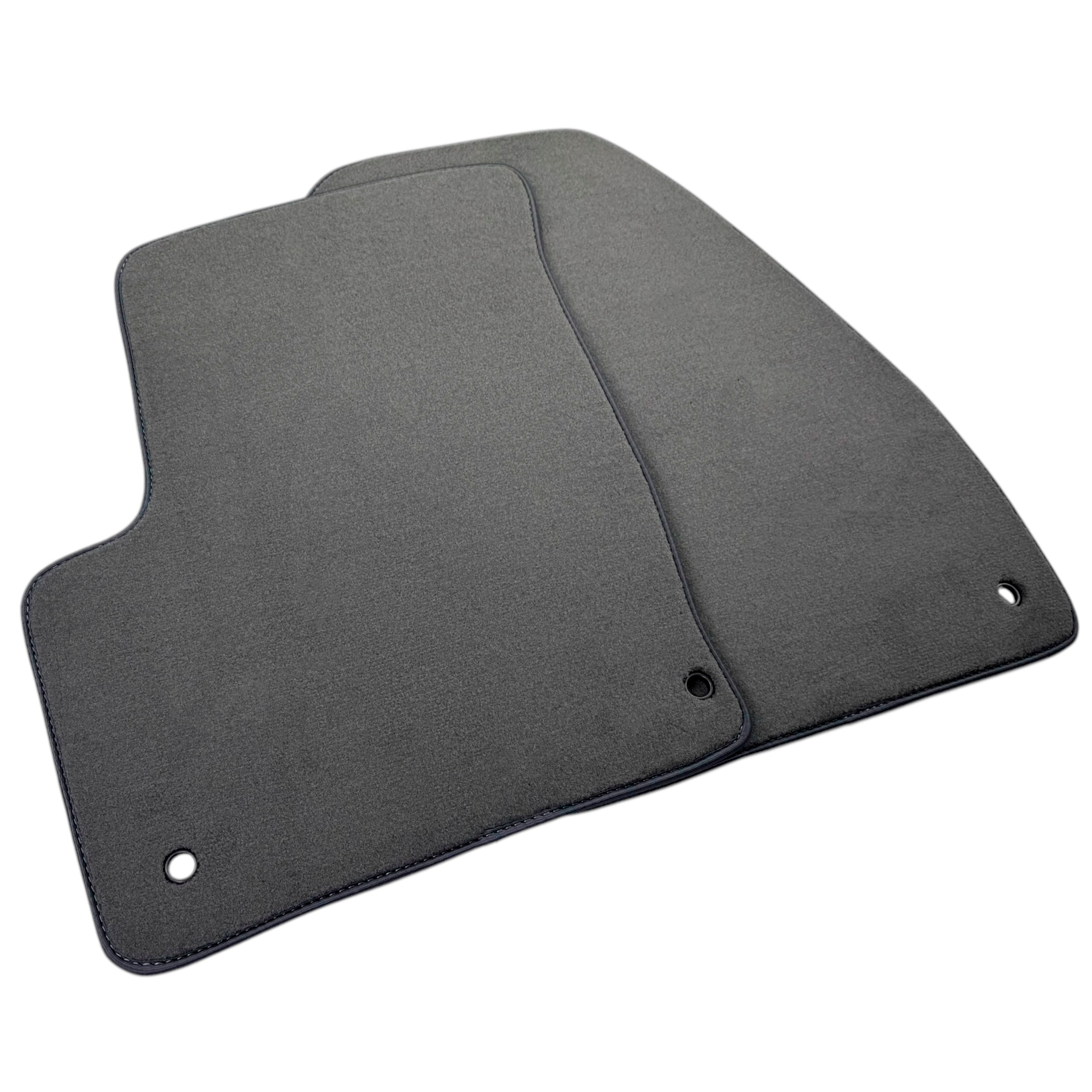 Gray Floor Mats for Chevrolet Captiva C100 5-Seater (2006-2011) | AutoWin