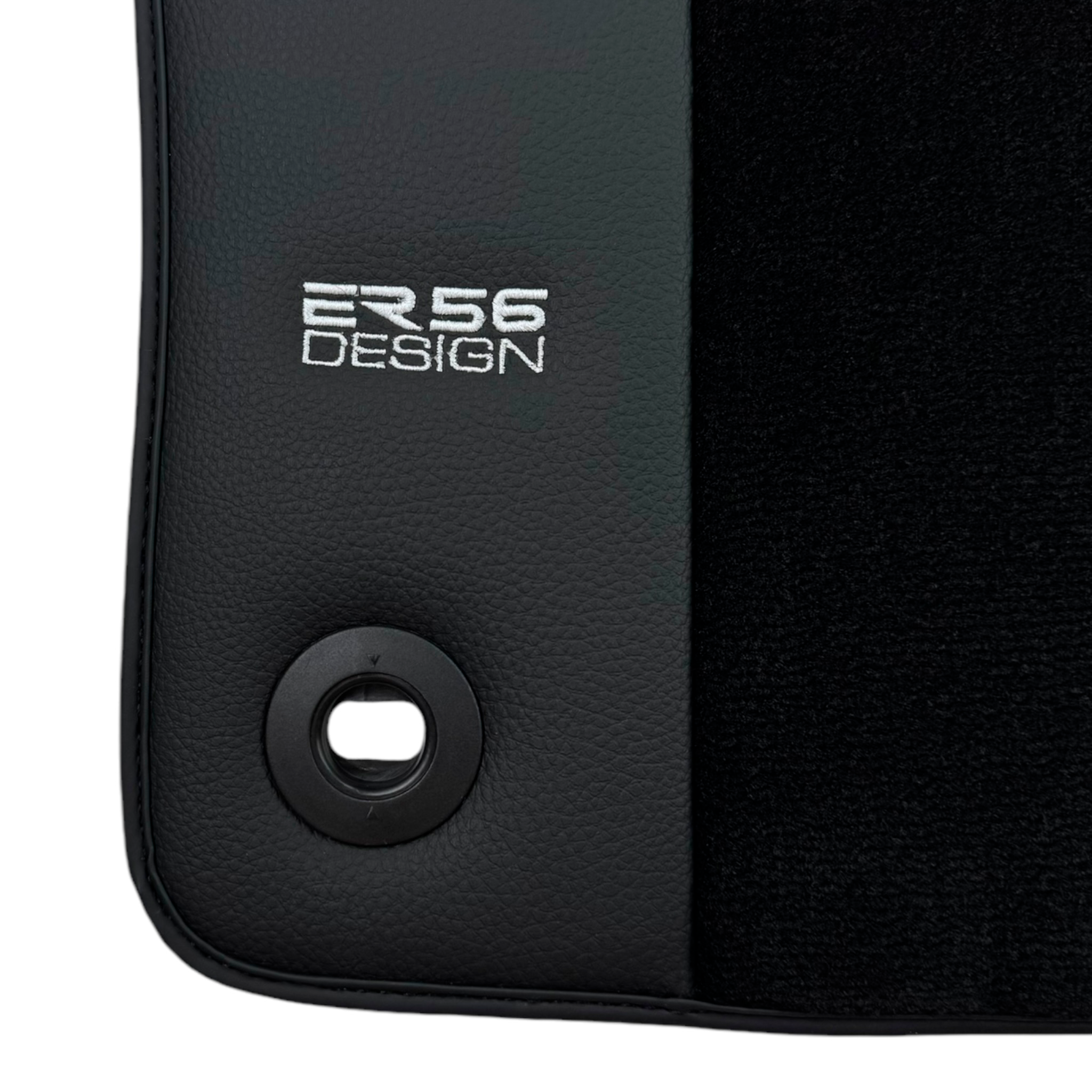 Black ER56 Design Floor Mats for Jaguar XJ (2003-2007)