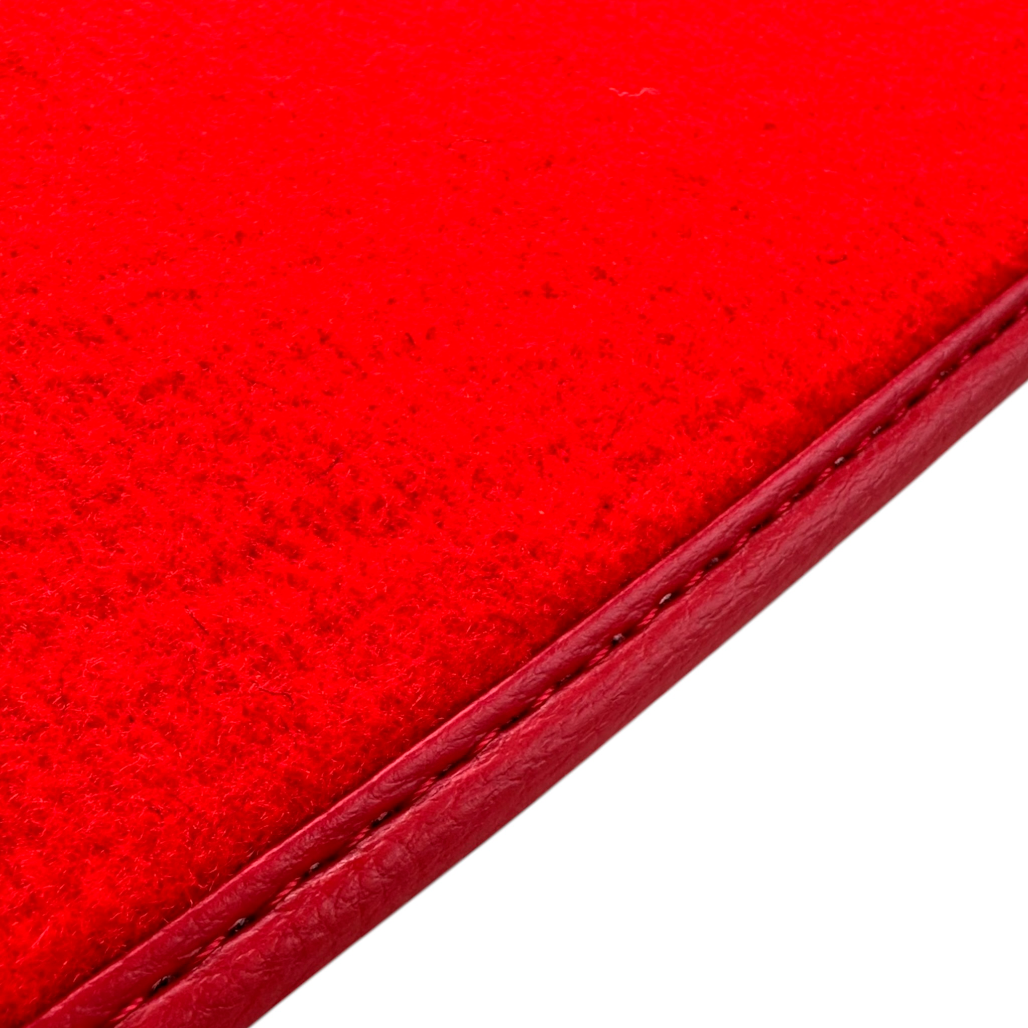 Red Floor Mats for Ferrari SF90 Stradale (2019-2024) with Leather