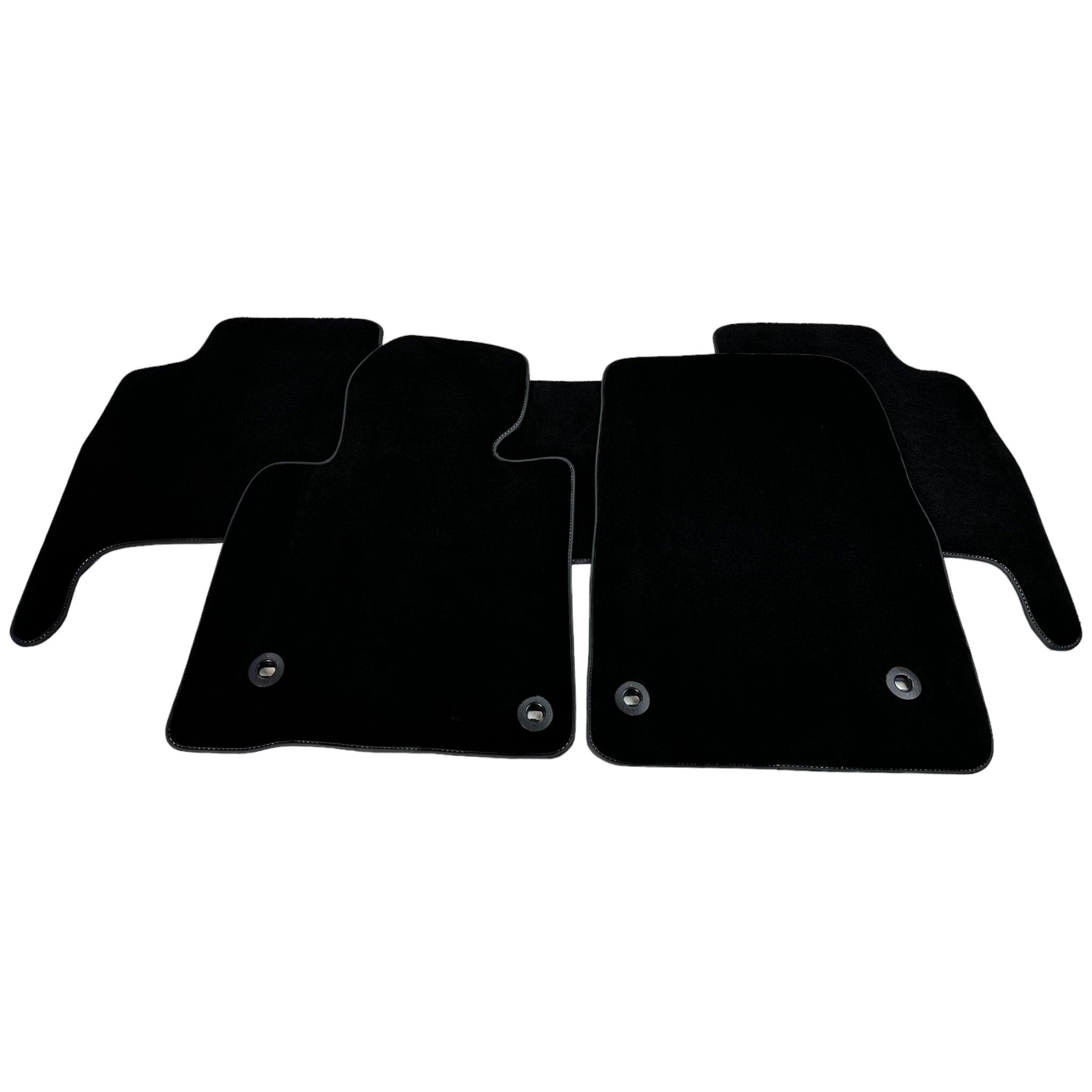 Black Floor Mats For Toyota Land Cruiser 200 (2008-2012) - AutoWin